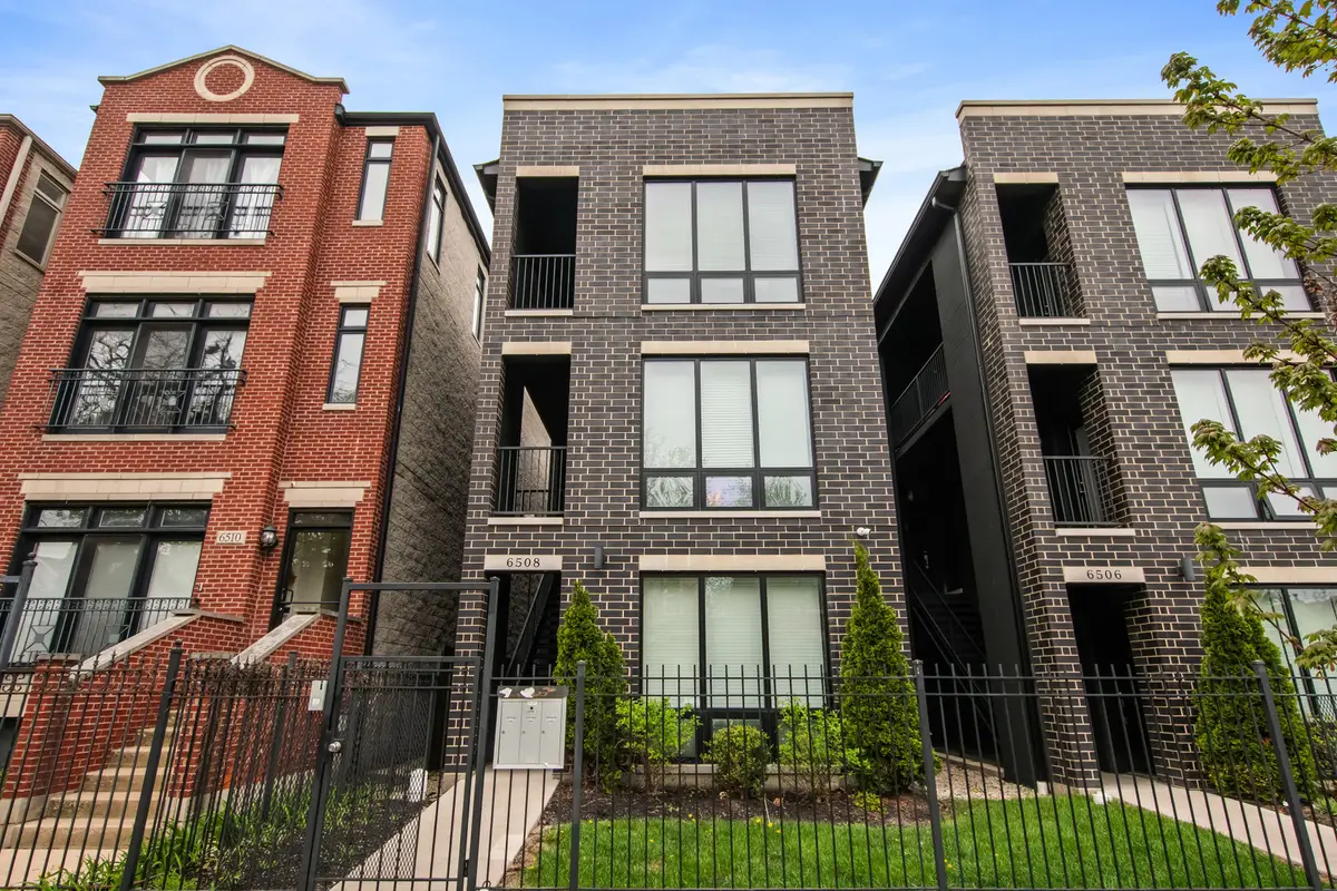 6508 S Ingleside Avenue, Chicago, IL 60637 - #1