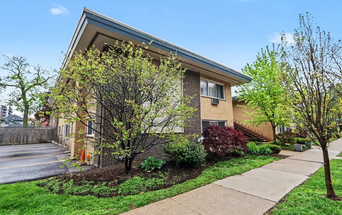 135 S Kenilworth Avenue #6, Oak Park, IL 60302 - #1