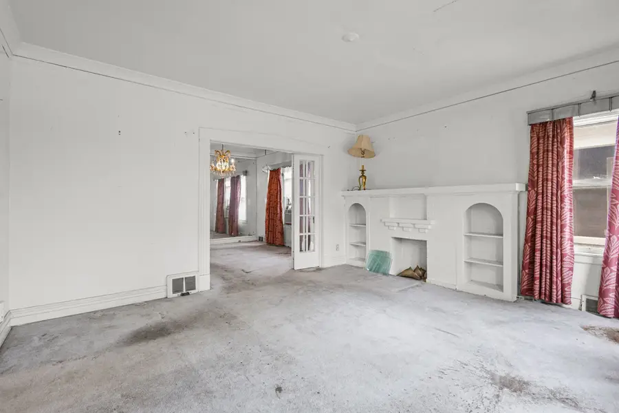 8617 S Loomis Boulevard, Chicago, IL 60620 - #2