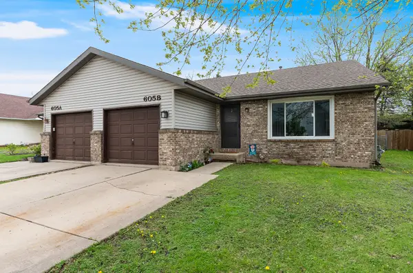 605 Davidson Drive #B, Minooka, IL 60447