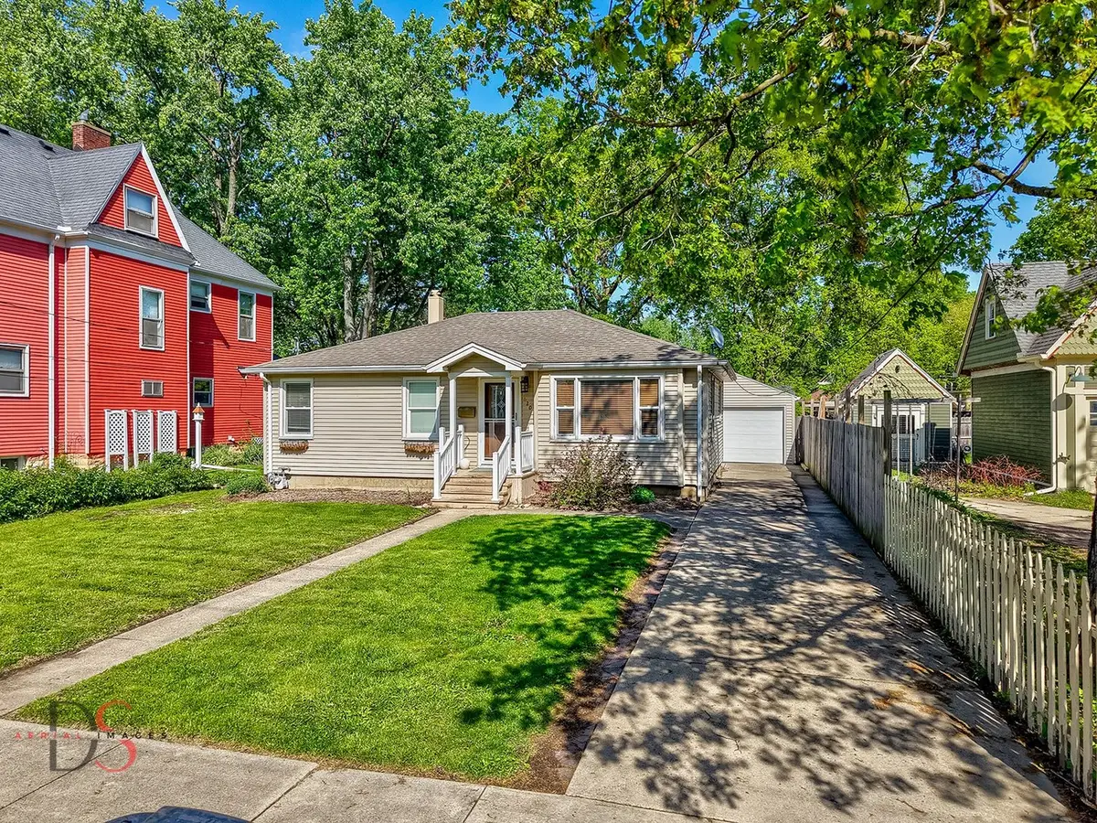 620 York Street, Ottawa, IL 61350 - #1