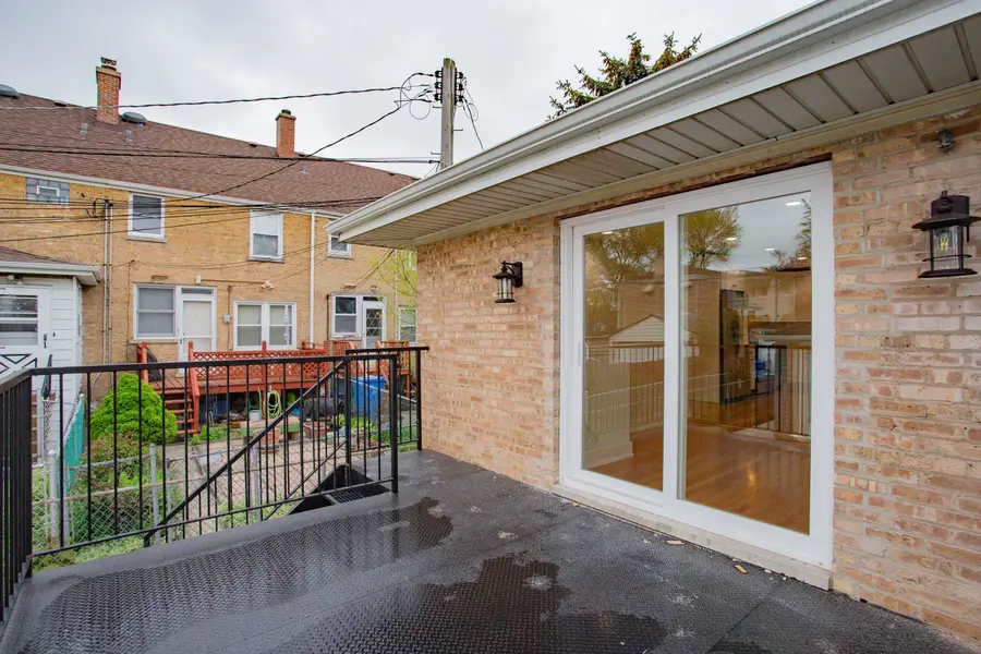 5509 N Central Avenue, Chicago, IL 60630 - #2