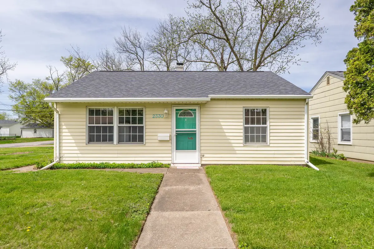 2330 39th Street, Rock Island, IL 61201 - #1