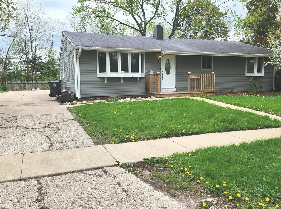 1730 Kingston Circle, Carpentersville, IL 60110 - #2