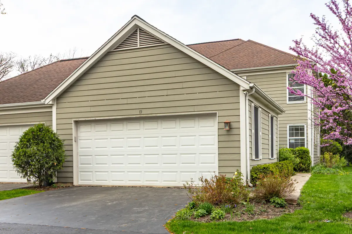 12 Sommerset Lane, Lincolnshire, IL 60069 - #1