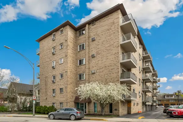 300 Circle Avenue #6I, Forest Park, IL 60130