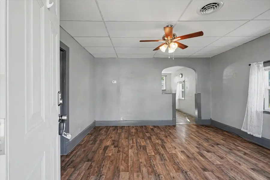 117 N Scott Street, Westville, IL 61883 - #3