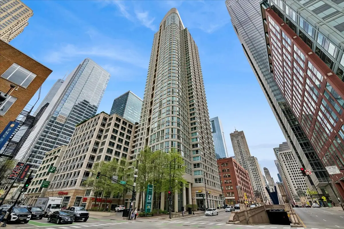 345 N Lasalle Drive #2706, Chicago, IL 60654 - #1
