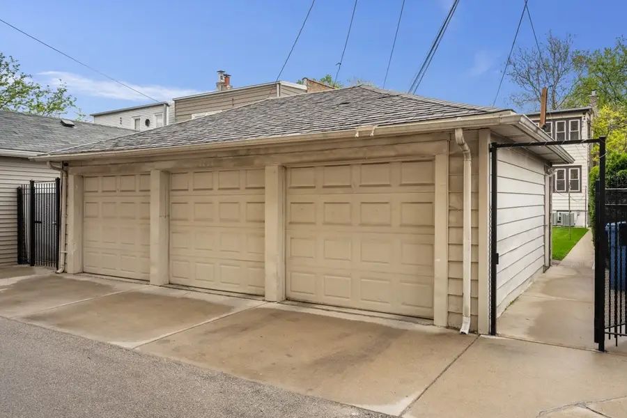 3220 N Keating Avenue, Chicago, IL 60641 - #2