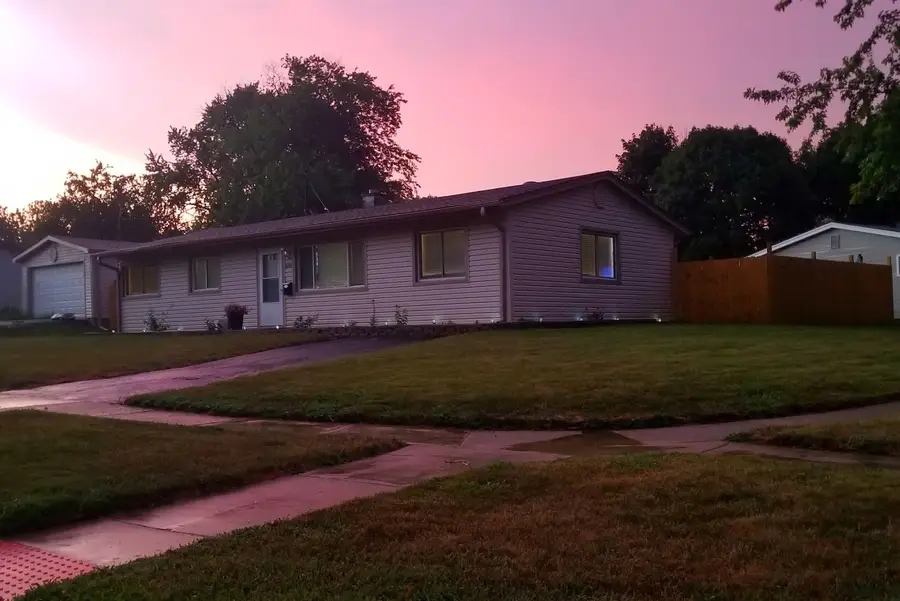 18468 W Meadow Lane, Gurnee, IL 60031 - #2