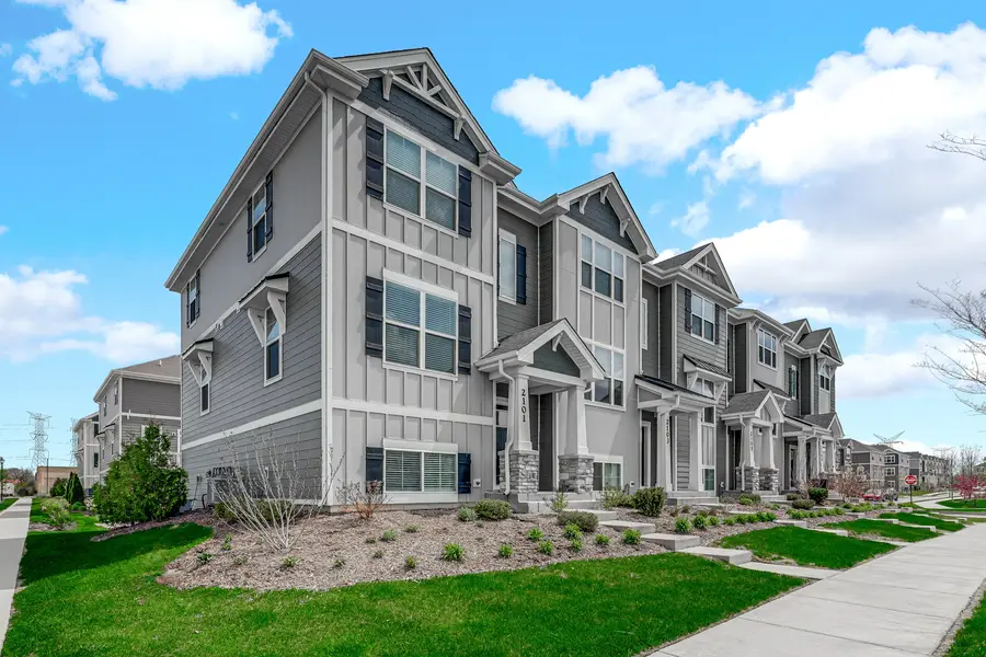 2101 Yellowstone Boulevard, Mundelein, IL 60060 - #2