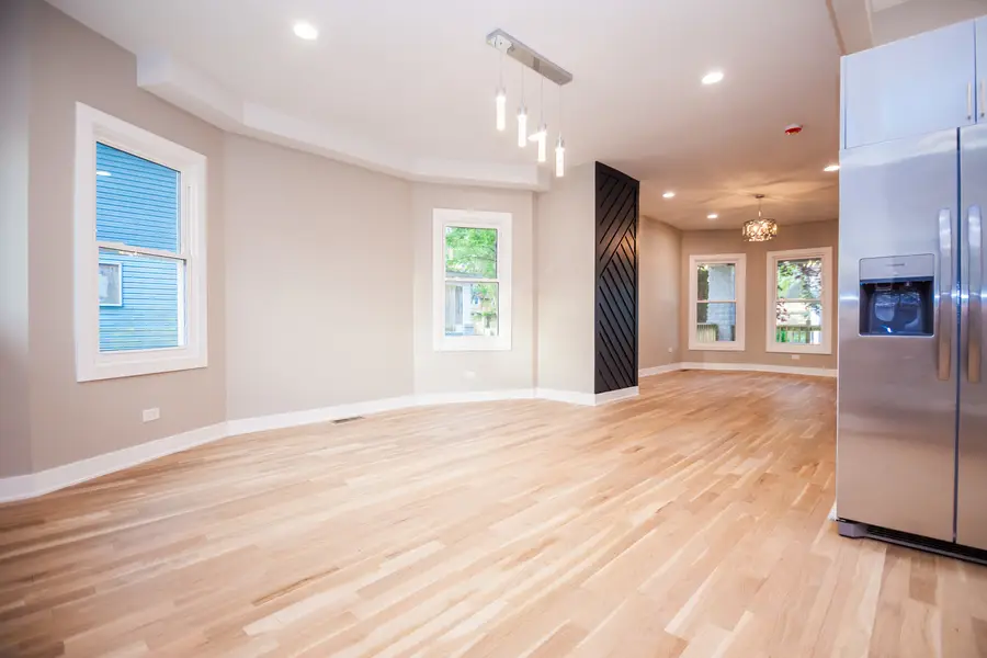 807 N 5th Avenue, Maywood, IL 60153 - #3