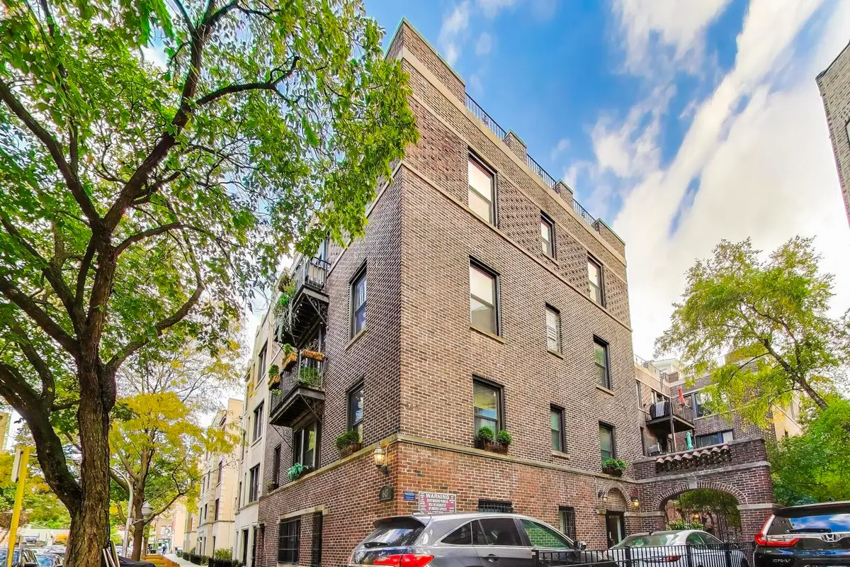 643 W Roscoe Street #G, Chicago, IL 60657 - #1