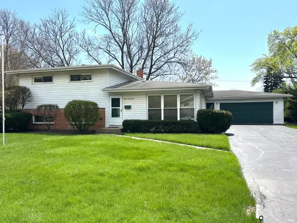 1631 Garand Drive, Deerfield, IL 60015