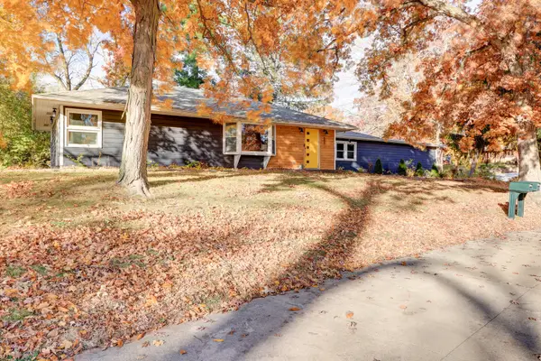 501 Woodland Drive, Clinton, IA 52732