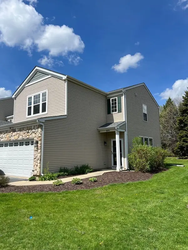 601 Blackstone Court, Aurora, IL 60504