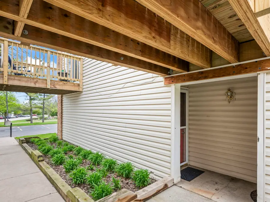 1870 Huntington Boulevard #A, Hoffman Estates, IL 60169 - #3