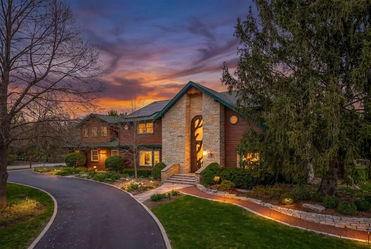 10 Elm Street, Hawthorn Woods, IL 60047 - #1