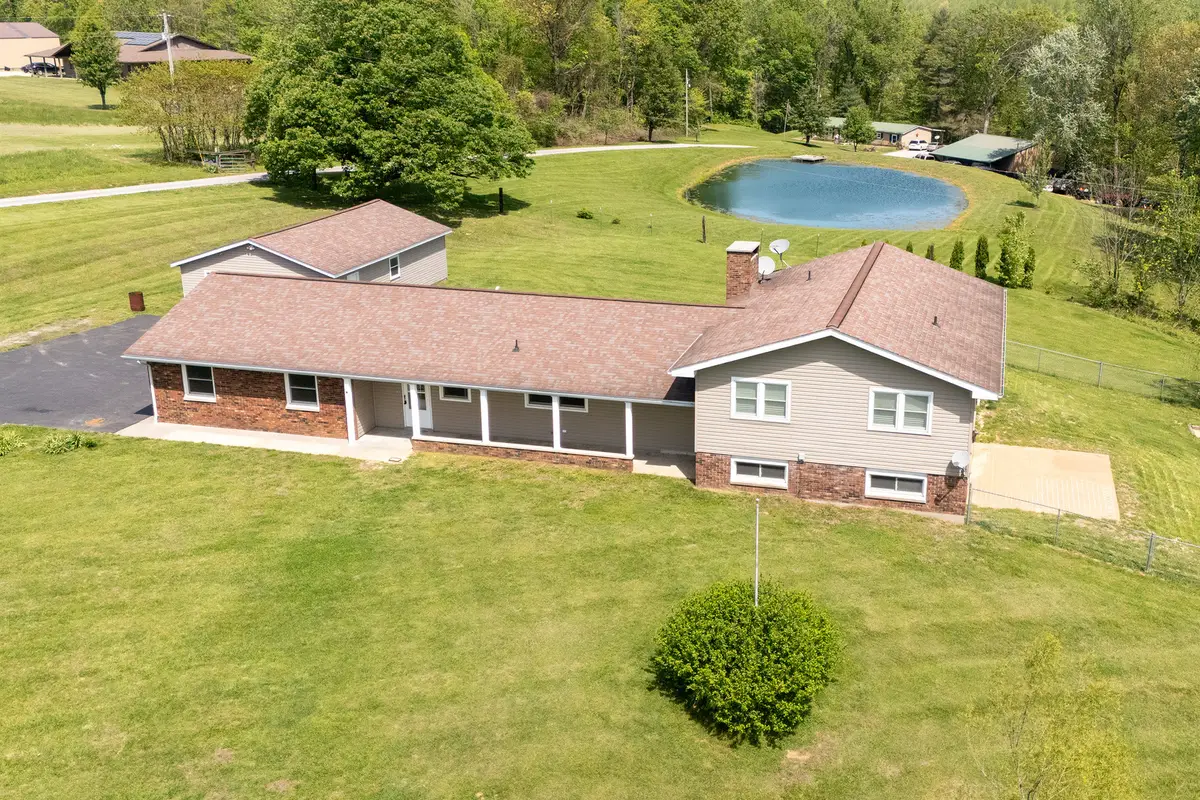 1040 Skyline Drive, Cobden, IL 62920 - #1