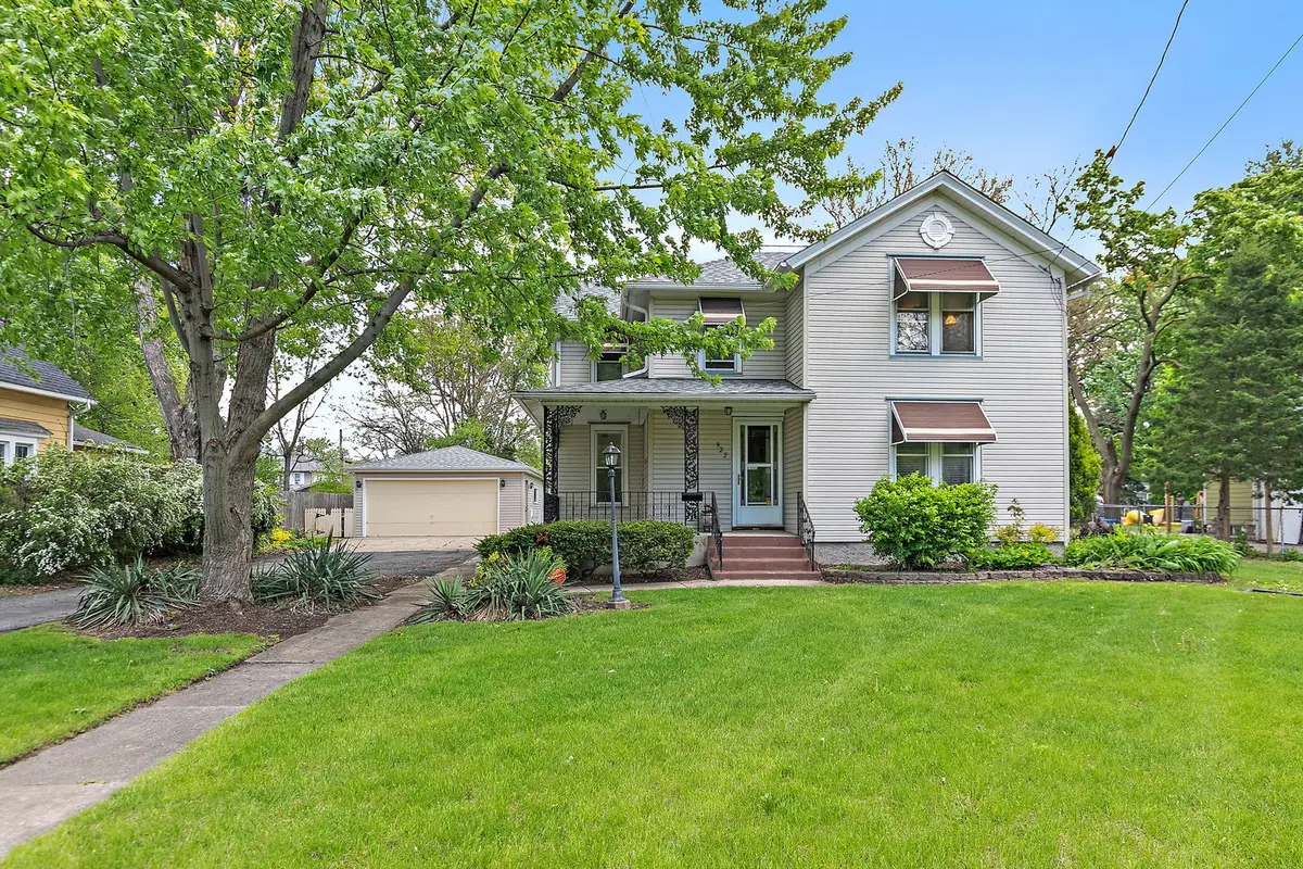 922 Douglas Avenue, Aurora, IL 60505 - #1