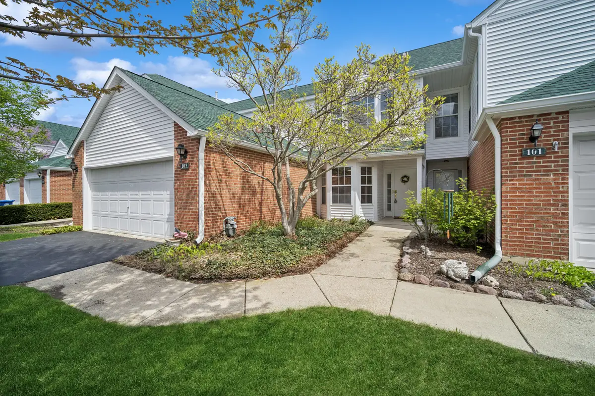 103 Meadowbrook Lane, Lake Bluff, IL 60044 - #1