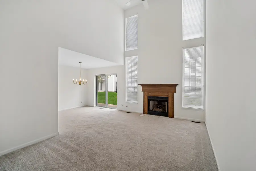 103 Meadowbrook Lane, Lake Bluff, IL 60044 - #2