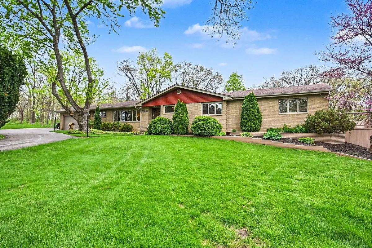 14340 W Bruce Road, Homer Glen, IL 60491 - #1