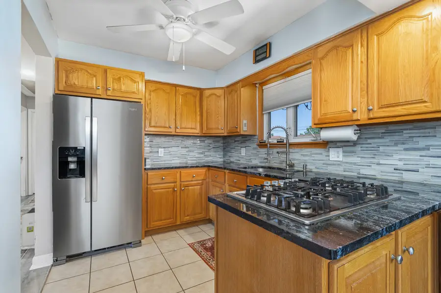 512 Chaney Street, Crest Hill, IL 60403 - #2
