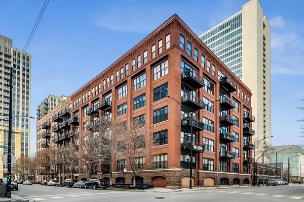 520 W Huron Street #406, Chicago, IL 60654