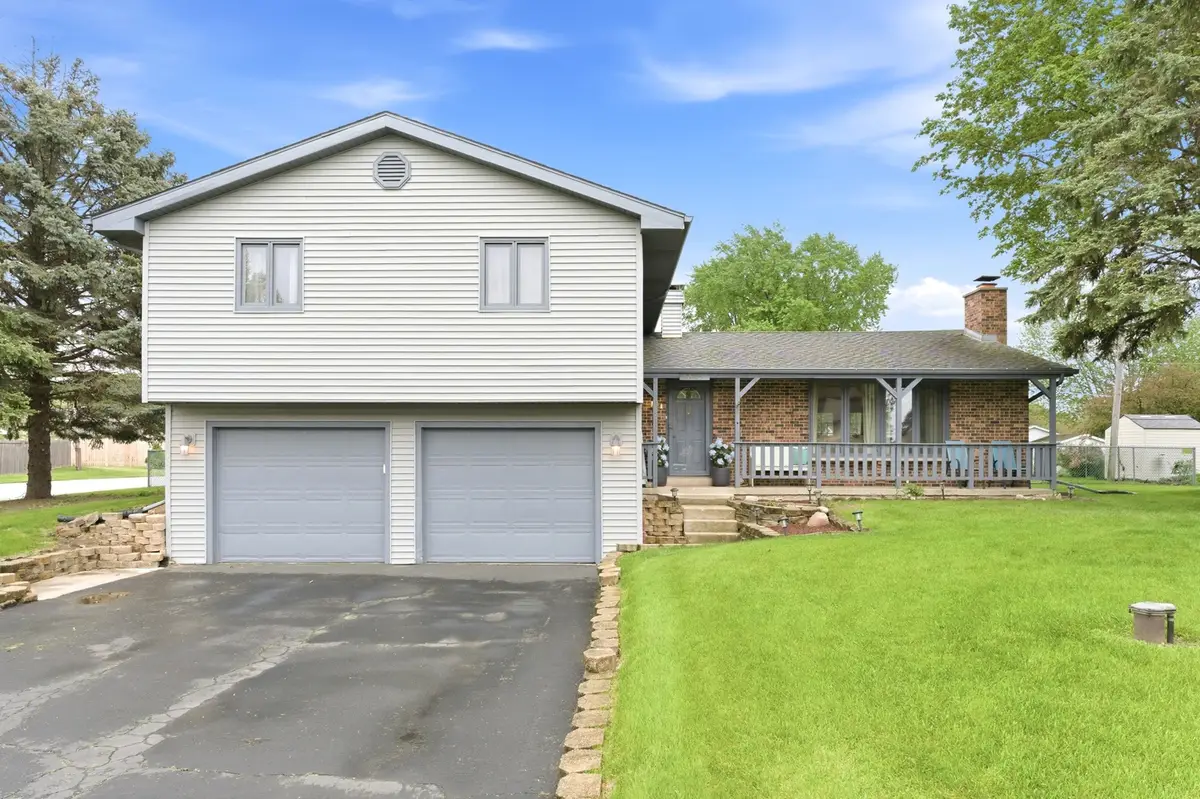 16123 S Peerless Drive, Plainfield, IL 60586 - #1