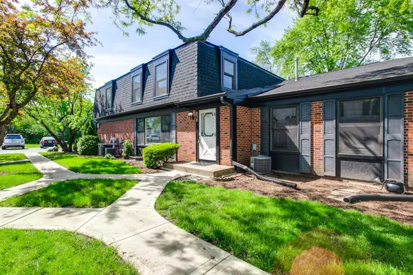 838 Inverrary Lane #838, Deerfield, IL 60015