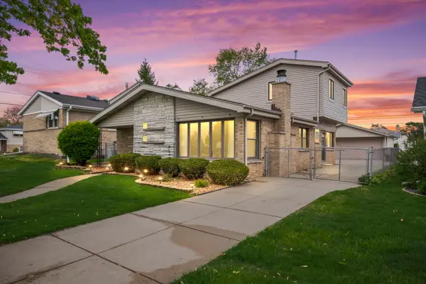 10505 S Kilbourn Avenue, Oak Lawn, IL 60453