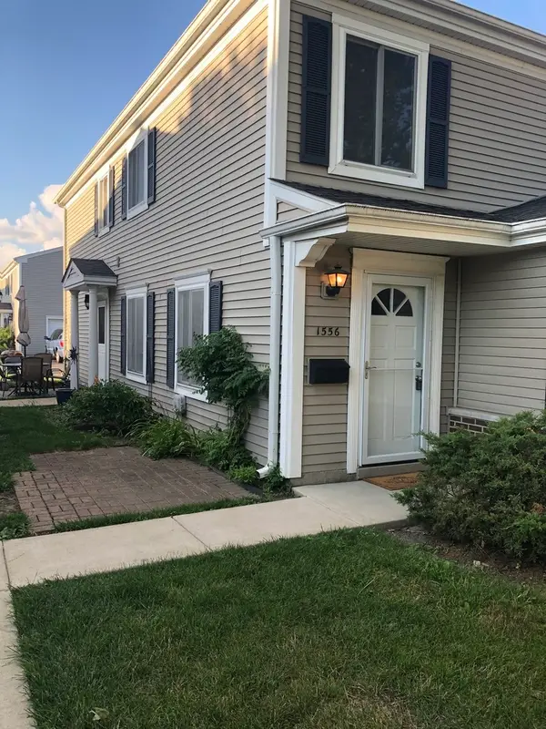 1556 Quaker Lane #174b, Prospect Heights, IL 60070
