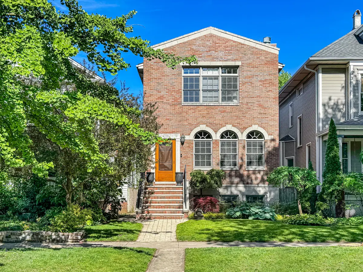 4219 N Winchester Avenue, Chicago, IL 60613 - #1