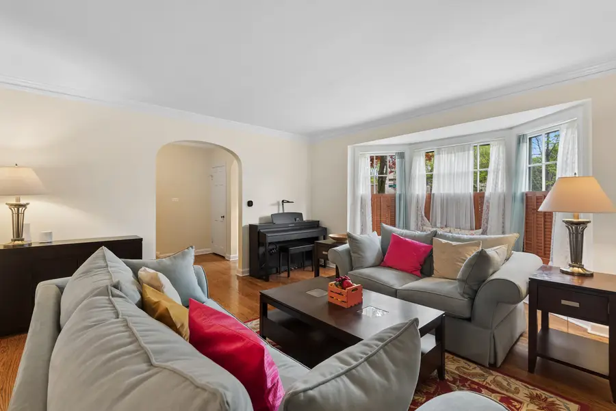 2026 Mcdaniel Avenue, Evanston, IL 60201 - #3