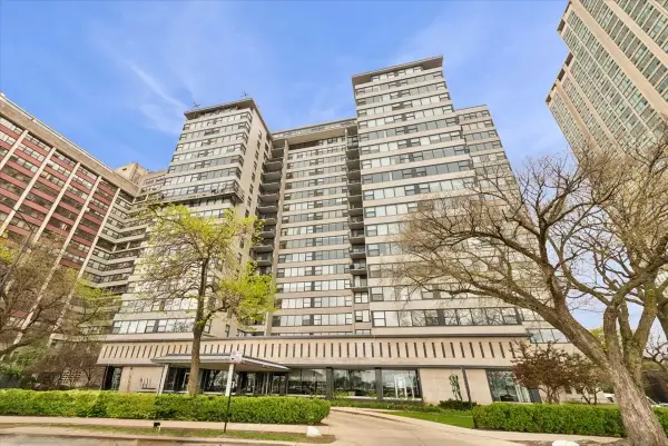 3440 N Lake Shore Drive #14B, Chicago, IL 60657