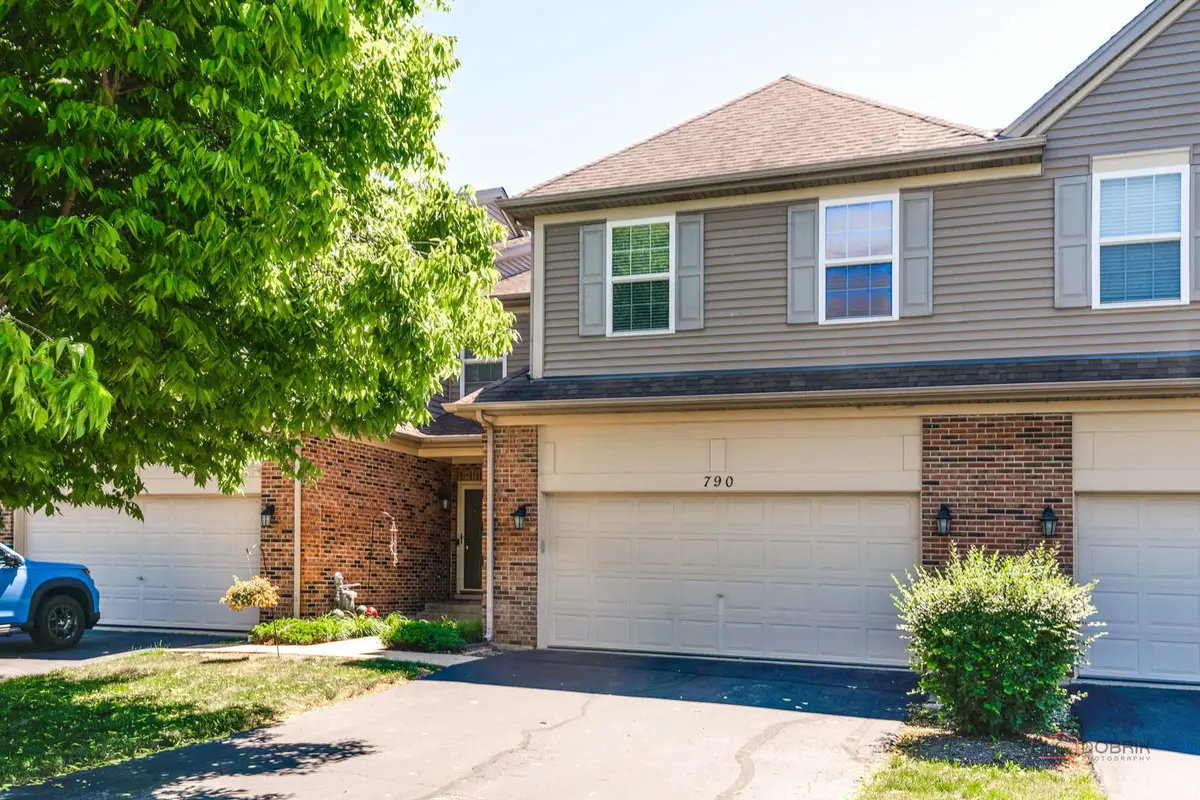 790 Oak Hollow Road, Crystal Lake, IL 60014 - #1