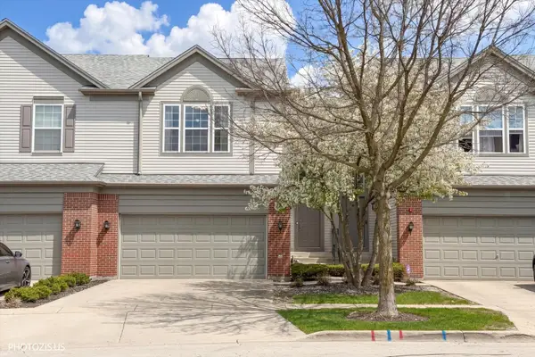 908 Elizabeth Drive, Streamwood, IL 60107