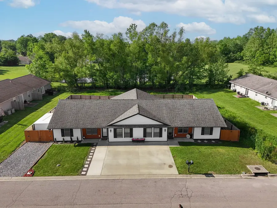 211 Wild Rose Lane, Marion, IL 62959 - #2