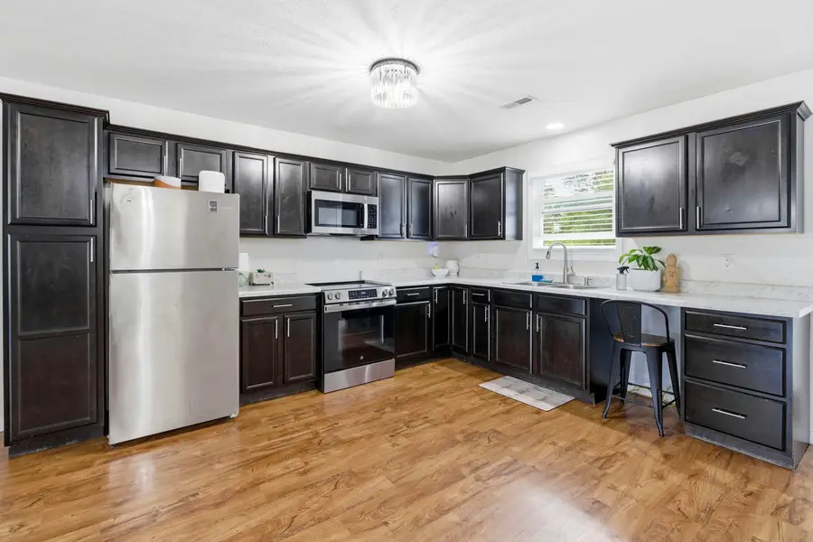 211 Wild Rose Lane, Marion, IL 62959 - #3