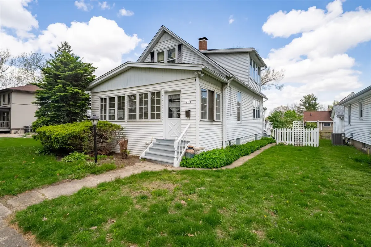 403 W Kelsey Street, Bloomington, IL 61701 - #1