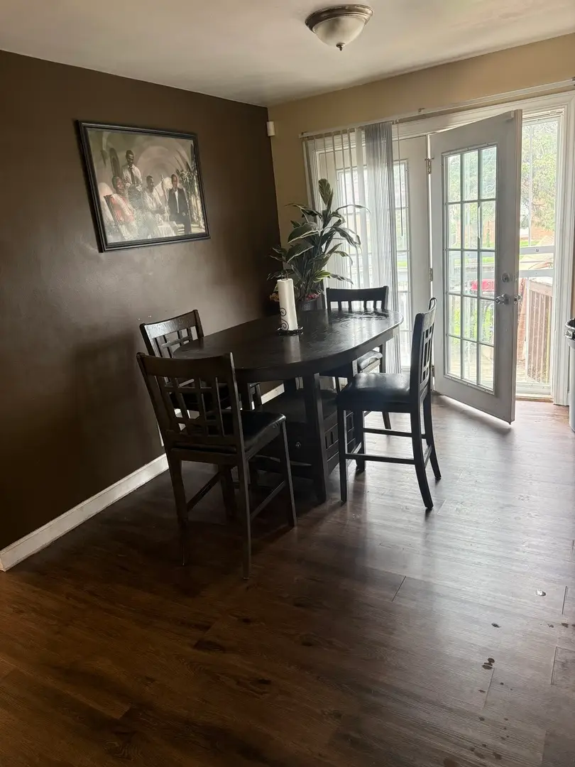 725 E 154th Street, South Holland, IL 60473 - #2