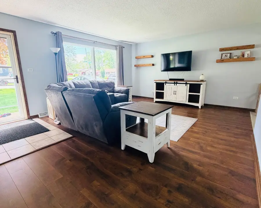 23102 W Marylou Avenue, Channahon, IL 60410 - #3