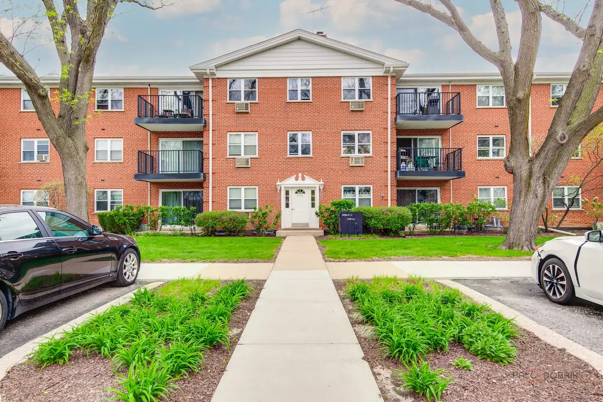 809 E Miner Street #3B, Arlington Heights, IL 60004 - #1