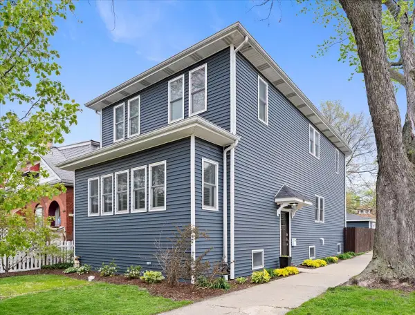 5101 N Avers Avenue, Chicago, IL 60625