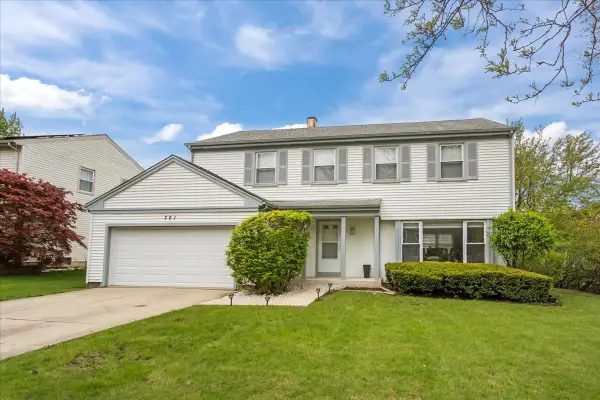 701 Thompson Boulevard, Buffalo Grove, IL 60089