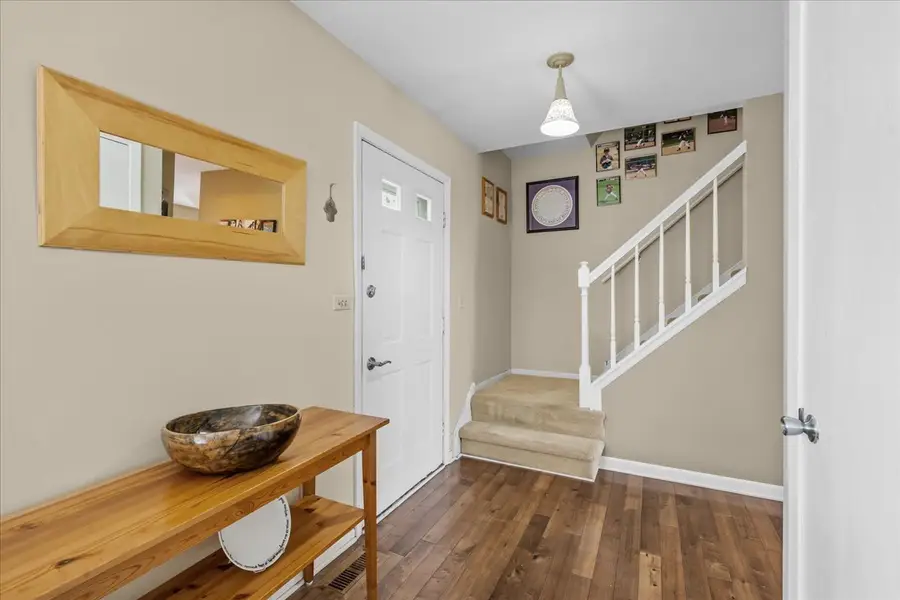 701 Thompson Boulevard, Buffalo Grove, IL 60089 - #2