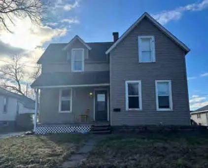 3631 Rockingham Road, Davenport, IA 52802 - #1