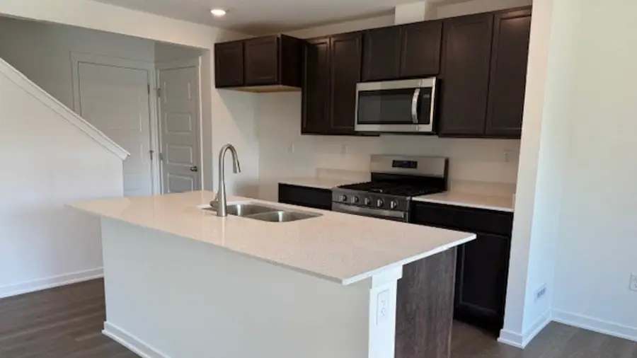 2216 Davidson Way, Yorkville, IL 60560 - #3