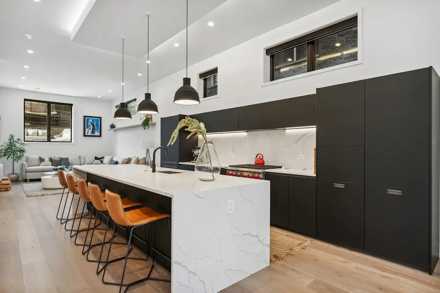 1541 W Pearson Street #1, Chicago, IL 60642 - #3